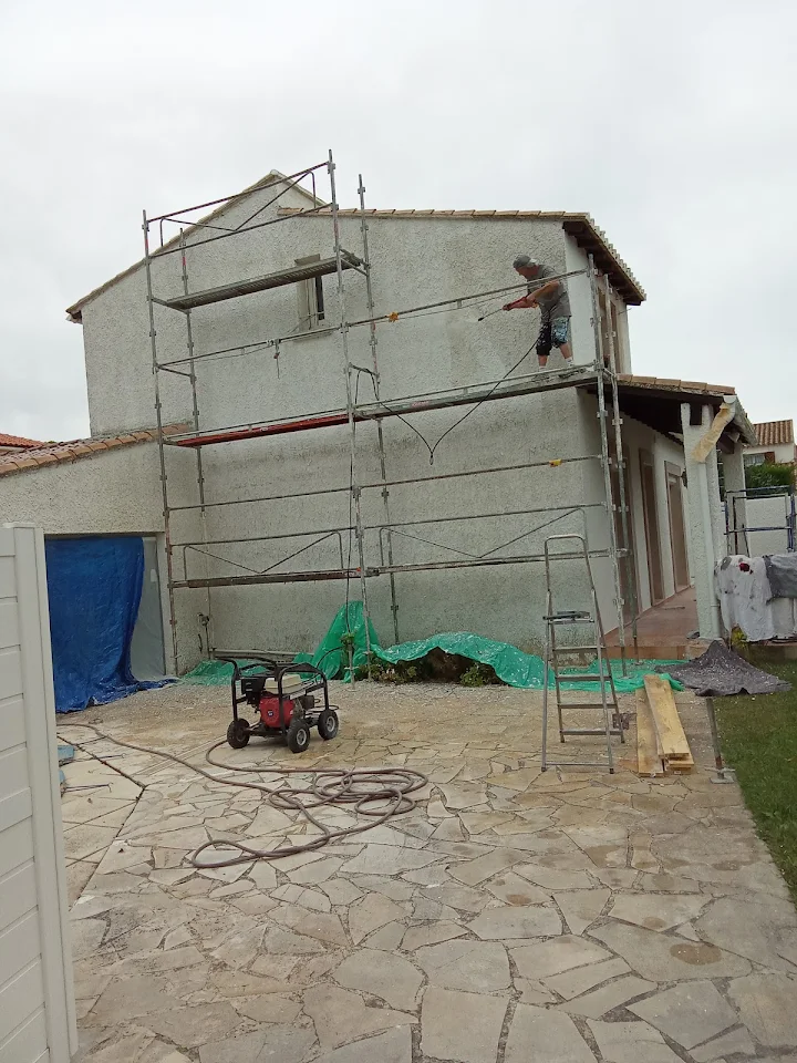 Façade avant travaux de peinture à Pérols